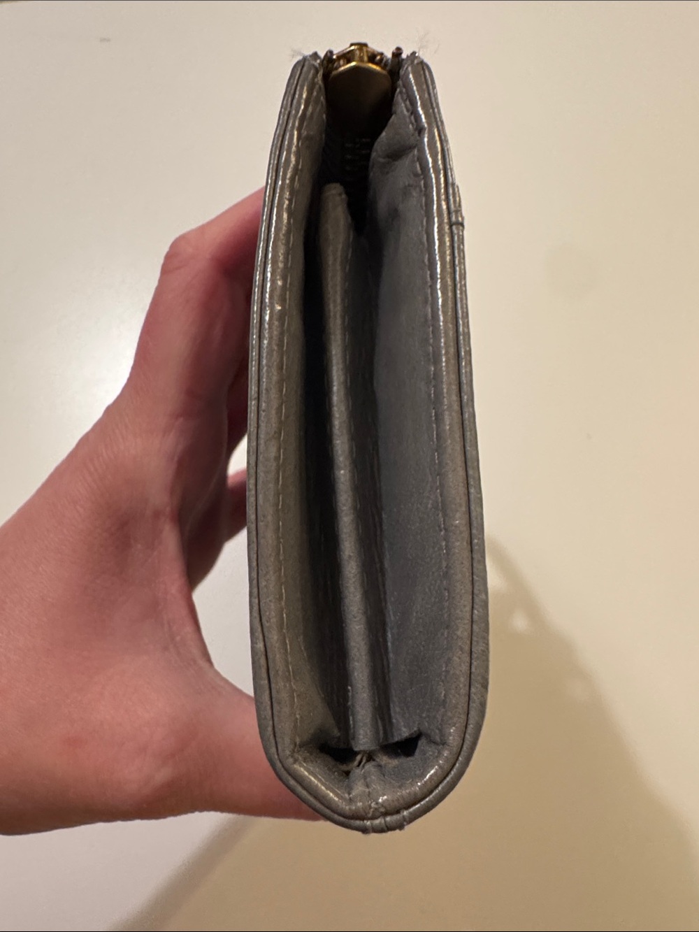 Gray Leather Margot New York Anthropologie Gabby Zip Around Wallet Wristlet EUC - Picture 4 of 10